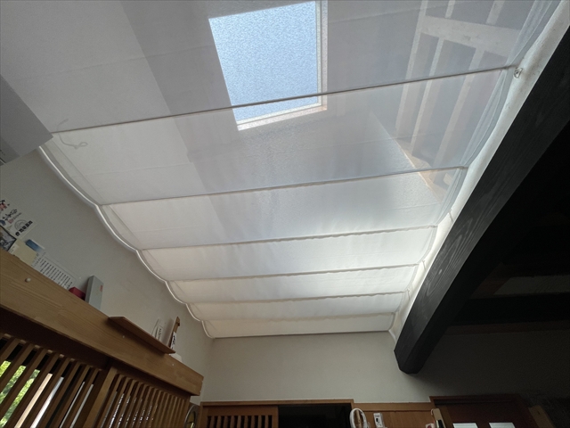 暑さ対策の天幕カーテン（６）